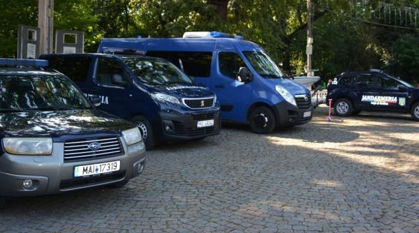 jandarmeria scoate la concurs sute de posturi de ofiteri si subofiteri