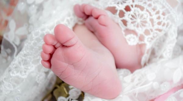 bebelus de o luna vaccinat covid din greseala nu a avut nici macar efectele secundare