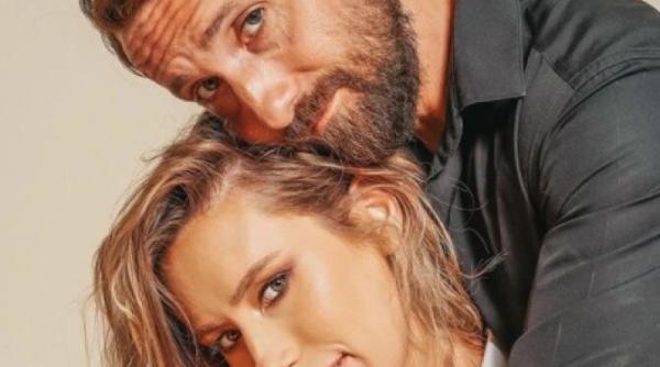 dani otil imagine emotionanta cu bebelusul daca ne inchid din nou am jucarie miroase a nou