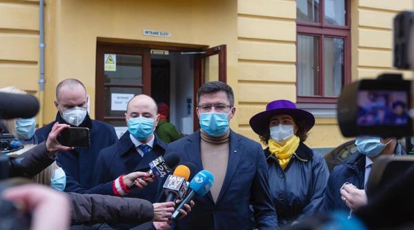 perchezitii dna la cj iasi verificari in biroul lui costel alexe