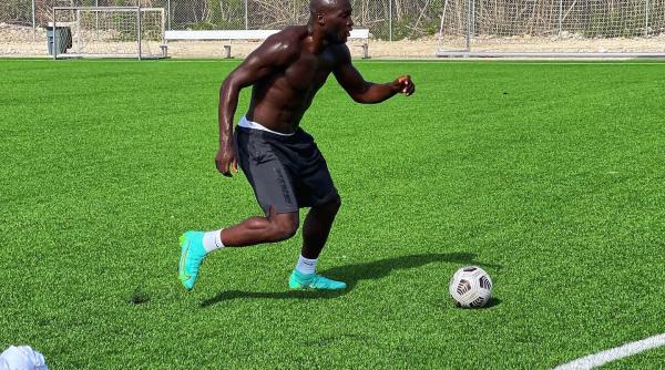 protestul in genunchi la fotbal contestat chiar de fotbalisti romelu lukaku se indoieste de eficienta gestului