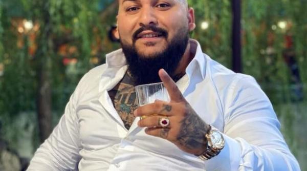 cate clase are manelistul dani mocanu  prc e2prc 80prc 9dnu realizez nimic in viata deci  nu te ajuta cu nimicprc e2prc 80prc 9d