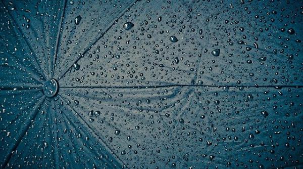 anm prognoza meteo se schimba vremea se raceste brusc cu 10 grade celsius si vin ploile