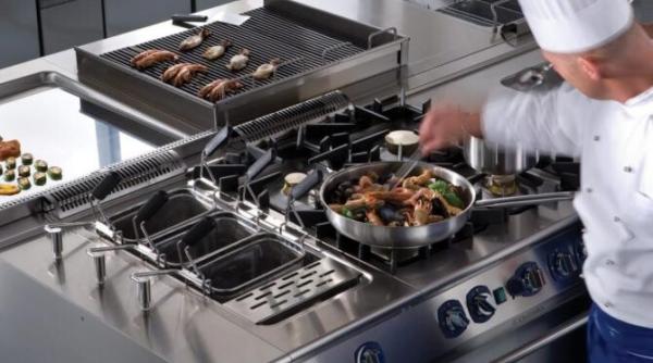 cele mai importante caracteristici ale unei bucatarii horeca p