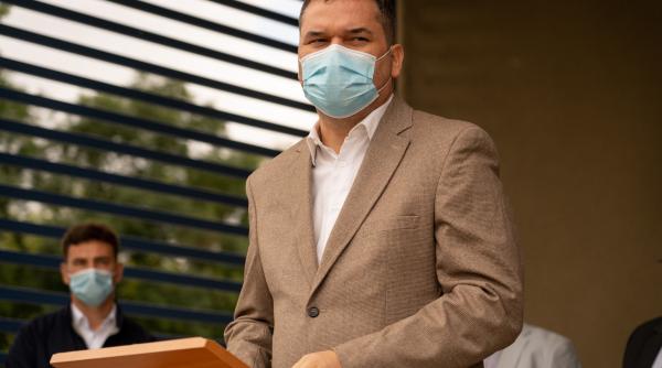 ministrul interimar al sanatatii cseke attila va primi maine a treia doza de vaccin covid 19