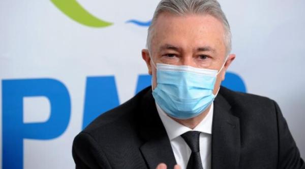 liderul pmp  cristian diaconescu  moderatorul dezbaterilor legate de criza submarinelor