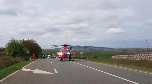 barbat taiat la gat maini si picioare gasit pe camp elicopterul smurd a fost trimis la fata locului