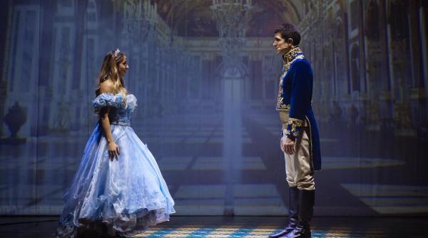 program actualizat la teatrul excelsior cenusareasa si o noapte furtunoasa printre spectacolele lunii octombrie