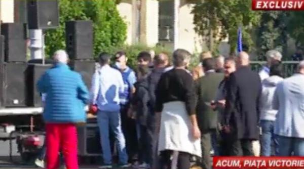 doua proteste au loc sambata in capitala arafat manifestatia aur nu are aprobare