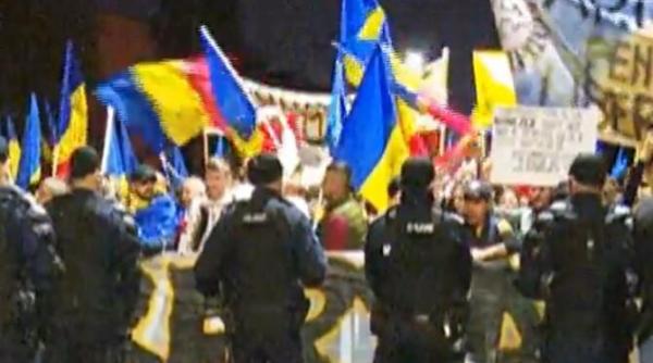 proteste in romania oameni din toata tara cer libertatea si demisiile lui citu si iohannis live update
