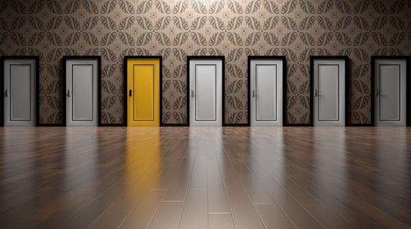 10 idei pentru a ti petrece timpul acasa fara sa te plictisesti