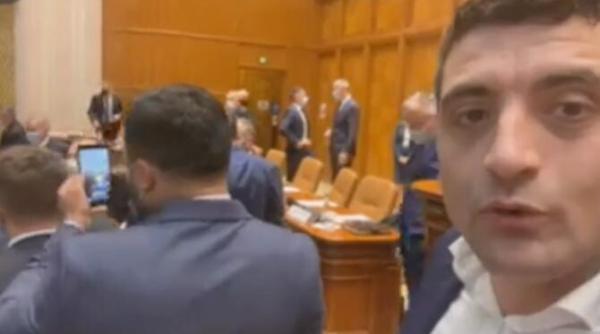 citu luat cu asalt in parlament la motiune toti au sarit pe el video live