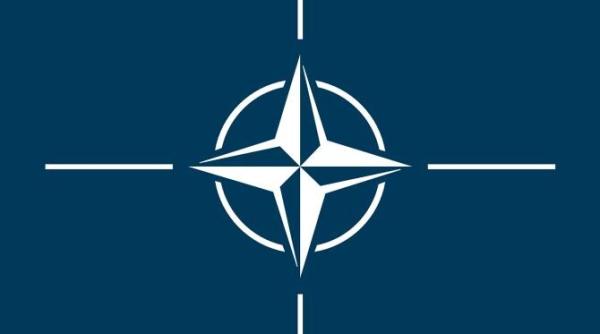 8 rusi de la nato lasati fara acreditare nu au fost declarati ca ofiteri de spionaj