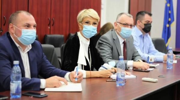 ce se intampla cu salariile profesorilor si cresterea promisa se fac ultimele calcule in guvern