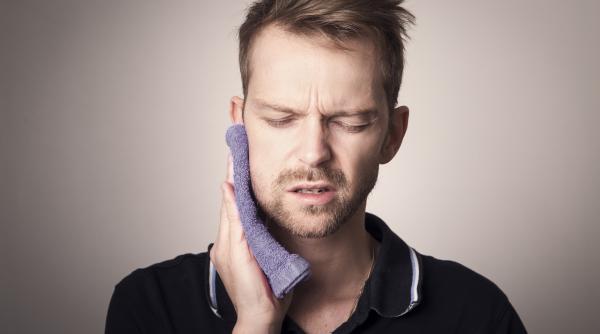 cercetatorii au aflat de ce molarii de minte apar abia cand suntem adulti