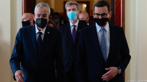 polonia a decis ca unele articole din tratatele europene sunt incompatibile cu constitutia tarii reactii dure la bruxelles