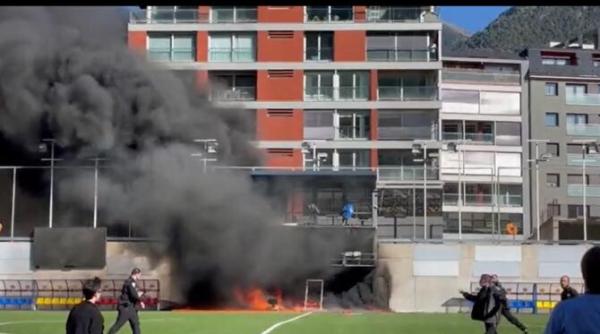 stadionul unde urma sa se joace andorra anglia arsa in incendiu englezii abia terminasera antrenamentul