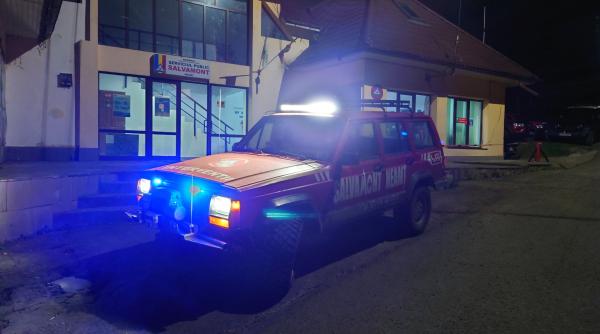salvamont neamt intervine pentru salvarea unei femei insarcinate si a unei mame cu un copil de 2 ani