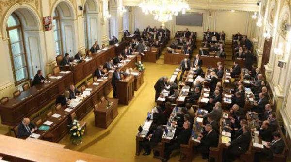 comunistii cehi rateaza intrarea in parlament dupa 73 de ani partidul piratilor ar putea intra la guvernare