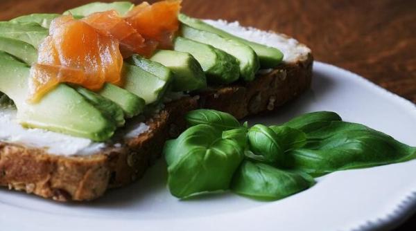 alimente care ajuta in bolile inflamatorii