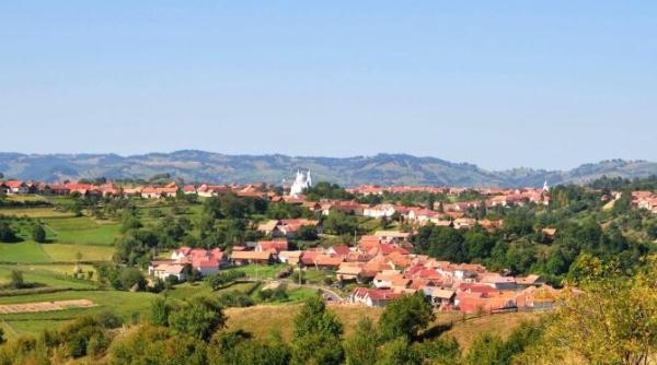 comuna in care cei ce si au ingropat rudele nu cred ca exista covid 19 cei mai multi nevaccinati