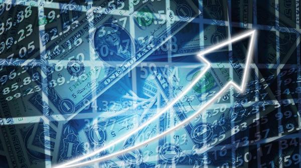 romania data drept exemplu in ungaria guvernatorul bancii nationale recomanda guvernului modelul romanesc de crestere economica