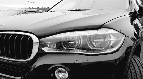 la ce sa fii atent cand iti cumperi o masina second hand lectia invatata de o femeie care a cumparat un bmw x5 cu 27 000