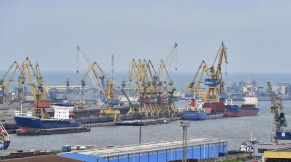 porturi inchise din cauza vantului puternic cod portocaliu la malul marii negre