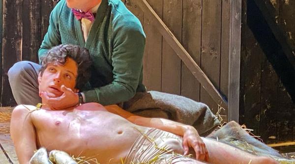 equus in regia lui victor ioan frunza spectacol de exceptie la teatrul stela popescu in 23 si 24 octombrie