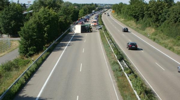 accident mortal in ungaria microbuz romanesc implicat in carambol cinci morti si mai multi raniti