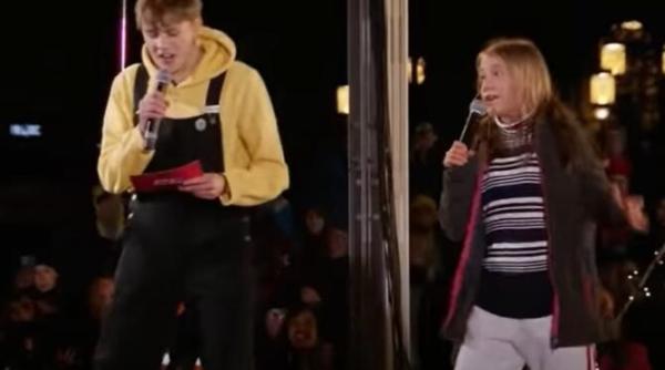 greta mania adolescenta activista de mediu dezlantuita pe scena pentru a salva planeta video viral