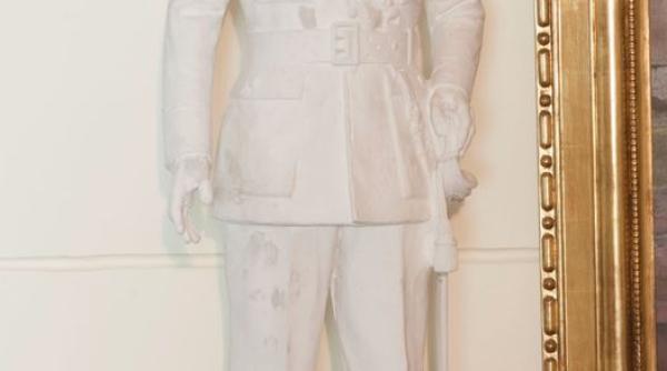 statuia regelui mihai i dezvelita luni la sinaia