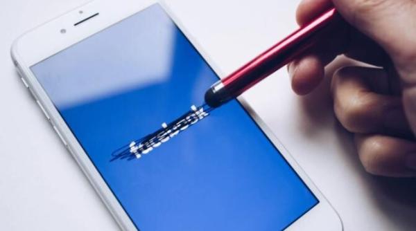 facebook nou nume mark zuckerberg pregateste mai multe mutari