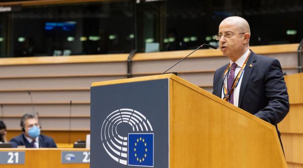 tudor ciuhodaru face un apel catre europa romania se sufoca