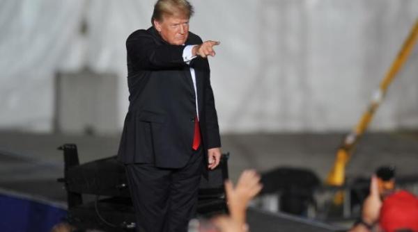 donald trump anunta lansarea retelei sale sociale