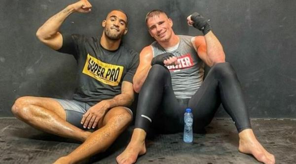 interviu cu benny adegbuyi un luptator crescut in aiud cum se pregateste pentru meciurile de kickbox