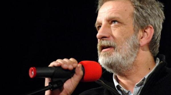 sorin botoseneanu a murit boto era unul dintre cei mai iubiti decani unatc cand se urca pe scena la cinemaiubit strigau studentii de fericire