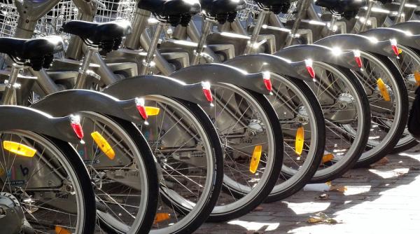 paris capitala bicicletelor pana in 2025