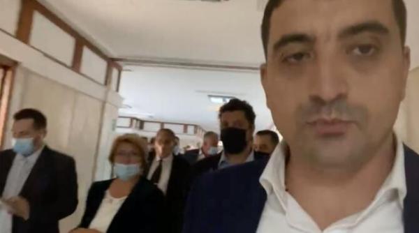 nicoleta pauliuc l a pus la punct pe george simion cel care se opune certificatului verde va spune ceva cancerul ce faceti e inacceptabil video