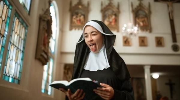 papa sau papesa femeile care incearca sa schimbe biserica catolica