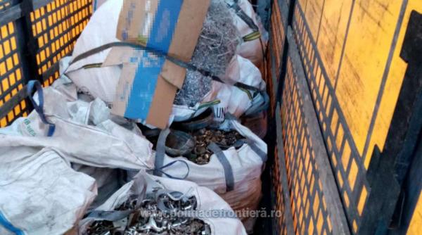 peste 21 de tone de gunoi din macedonia oprite la turnu magurele