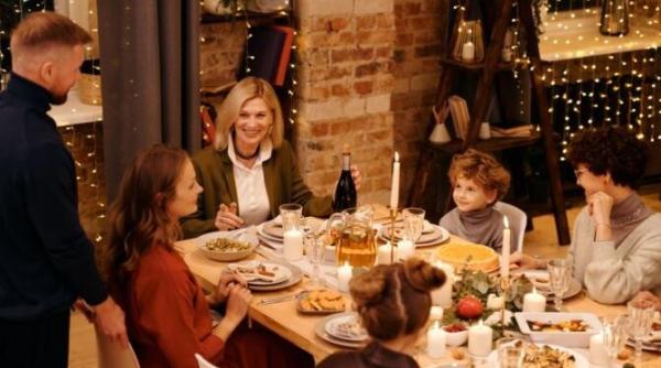 restrictii de craciun revelionul in case ce stiu autoritatile in acest moment