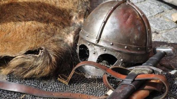 28 octombrie victoria lui mihai viteazul de la selimbar l a infruntat pe cardinalul andrei b thory