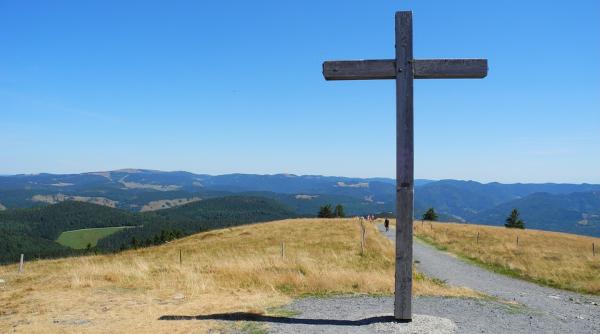 calendar crestin ortodox sarbatoare 28 octombrie 2020 cruce neagra