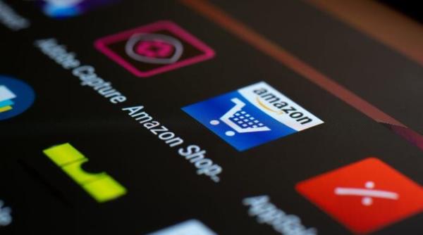 amazon a platit miliarde pentru a acoperi posibilele lipsuri care ar putea aparea de craciun