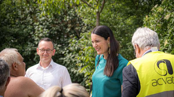clotilde armand raspuns de doamne fereste dupa ce votantul sau i a reprosat dar e treaba mea sa fac presiuni