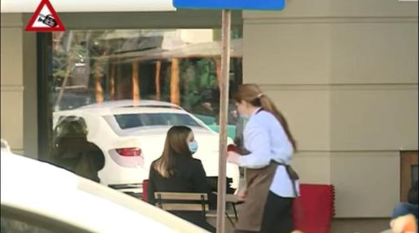 cum fenteaza romanii verificarea certificatului covid experiment cu camera ascunsa in mall cafenea si anaf video