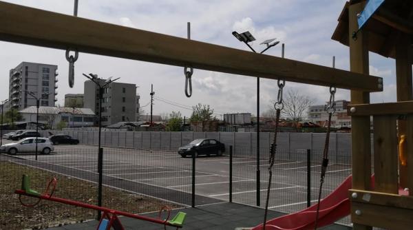 interzis accesul adultilor nevaccinati sau netrecuti prin boala in locurile de joaca din ploiesti