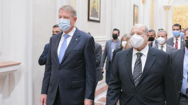 iohannis la piramide in egipt gafa sau obligatie chirieac valcu gusa replici