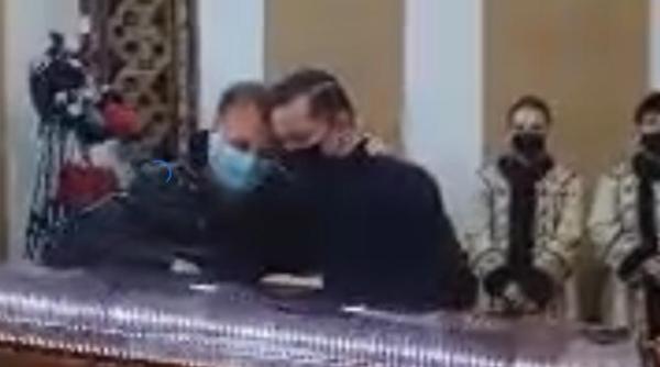 artistii canta la capataiul lui petrica matu stoian video